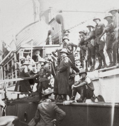 Worthy sons of Motherland - Cape Field Artillery on transport by English Photographer